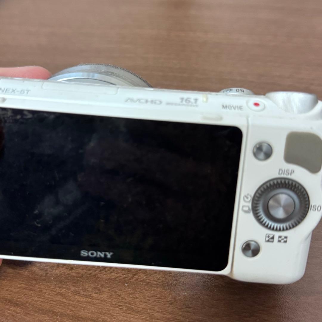 中古　SONY ソニー α NEX-5T ホワイト レンズ付　ミラーレス一眼レフ
