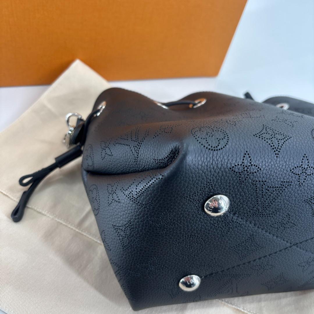 新品未使用 ルイヴィトン マヒナ ベラ 2way チェーン ショルダーバッグ