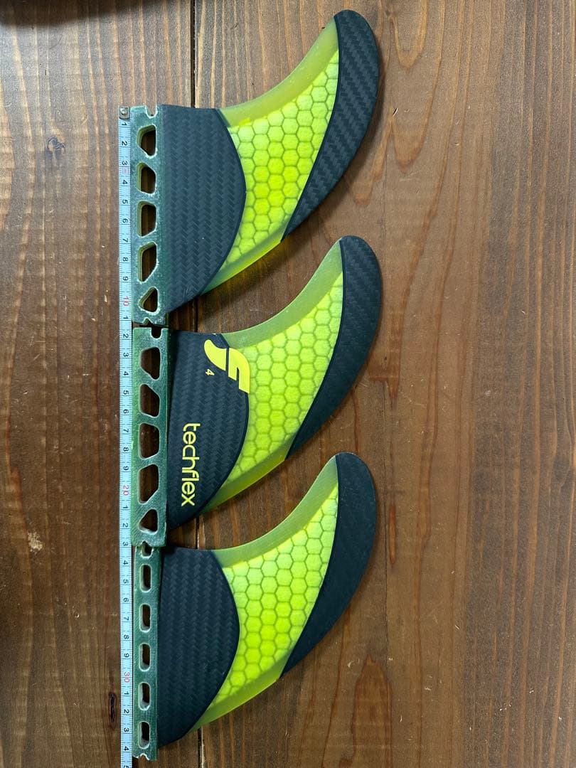 future techflex F4 フィンセット