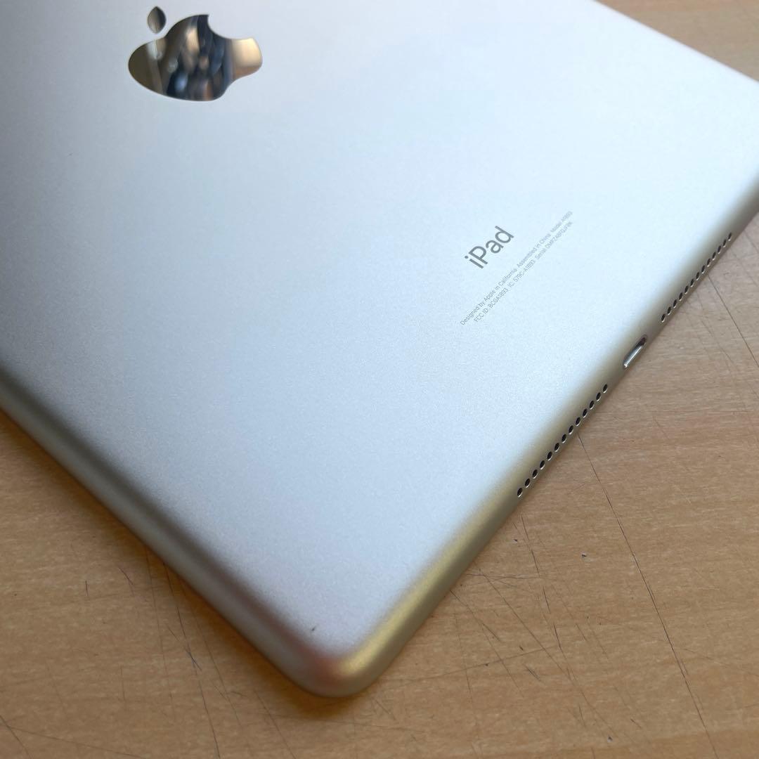 iPad 第6世代　A1893　Wi-Fiモデル　シルバー　32GB 超美品#5