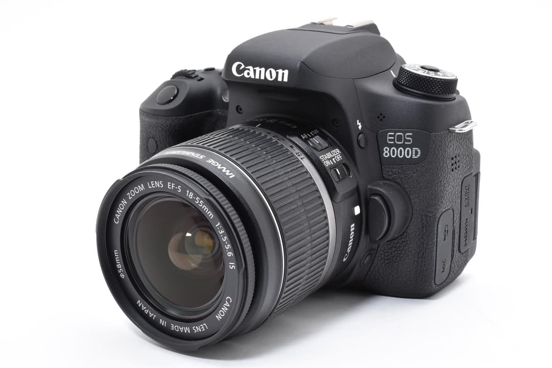 未使用に近い Canon EOS 8000D レンズキット #9468
