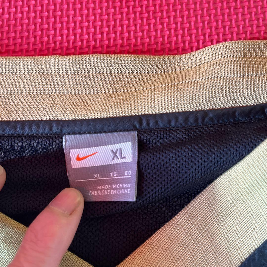 NIKE トータル90 ウィンドブレーカー