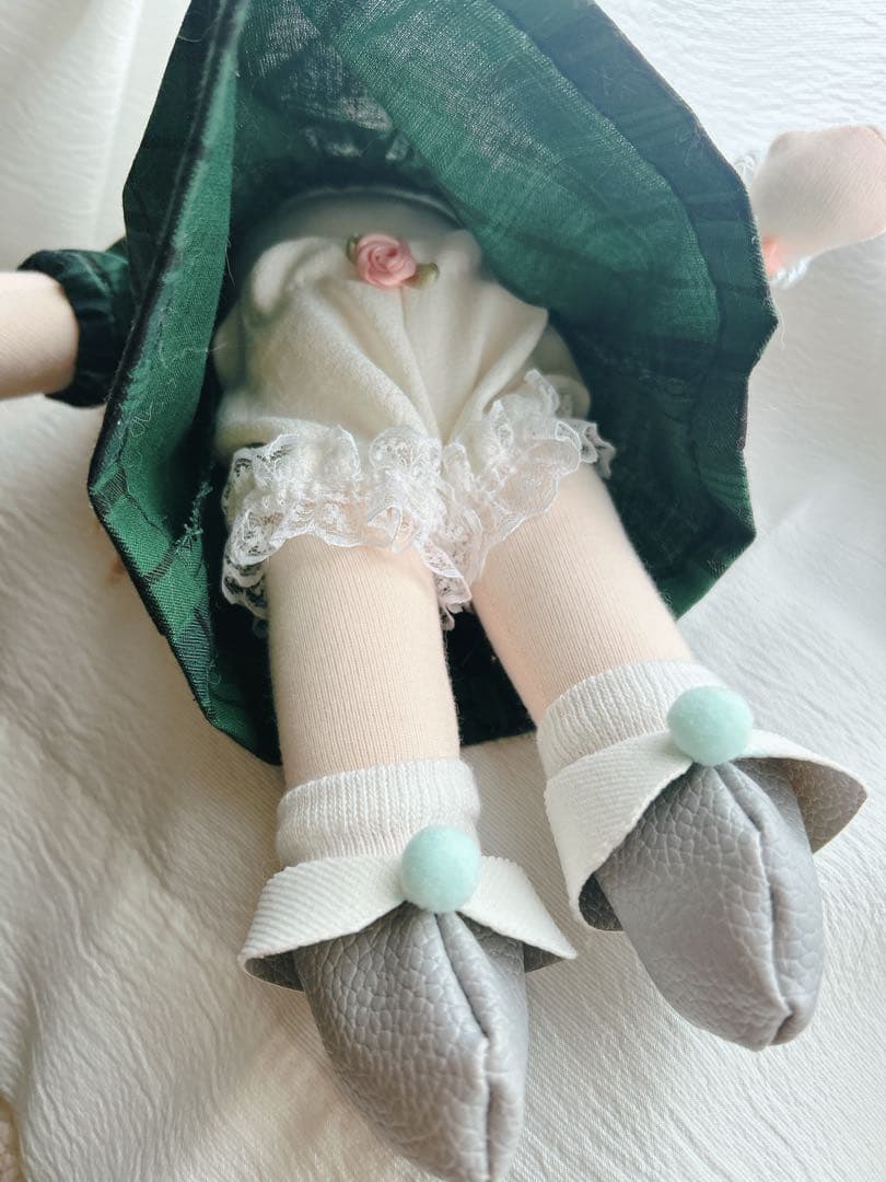 ウォルドルフ人形　B体 カーリーヘアーの女の子