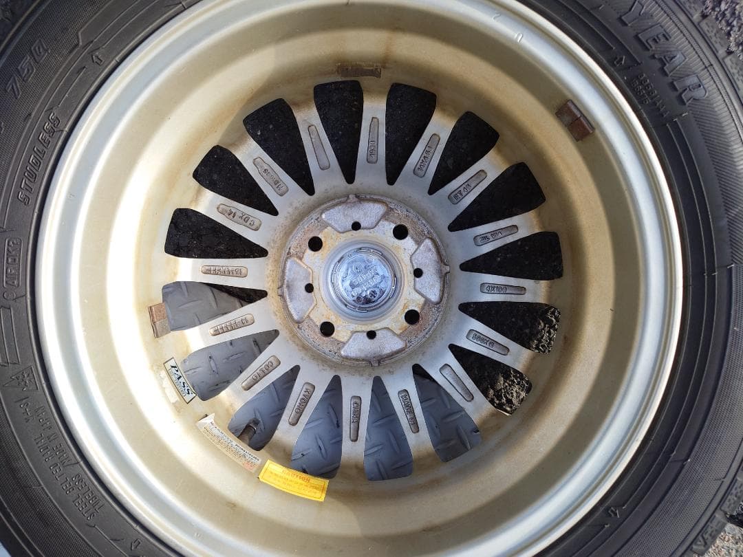 21年製 GOODYEAR ICENAV7 スタッドレス 155/65R14