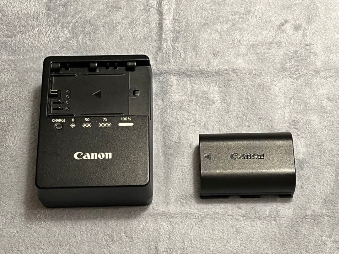 Canon EOS 80D ボディ