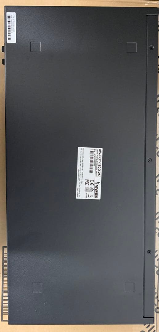 未使用VIVOTEK 16ポート スイッチングハブ