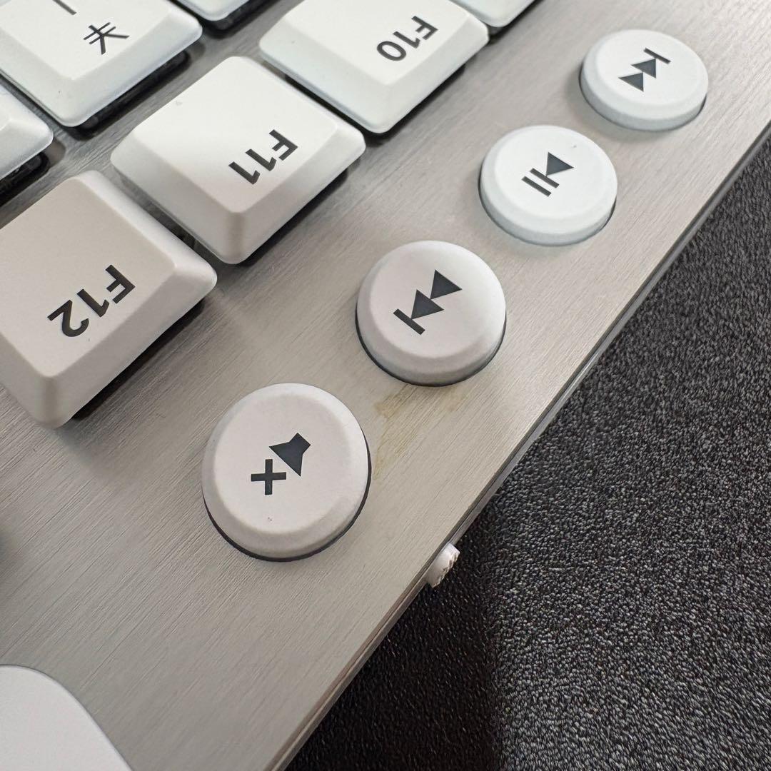 Logicool G913 TKL 白 ゲーミングキーボード 茶軸 タクタイル