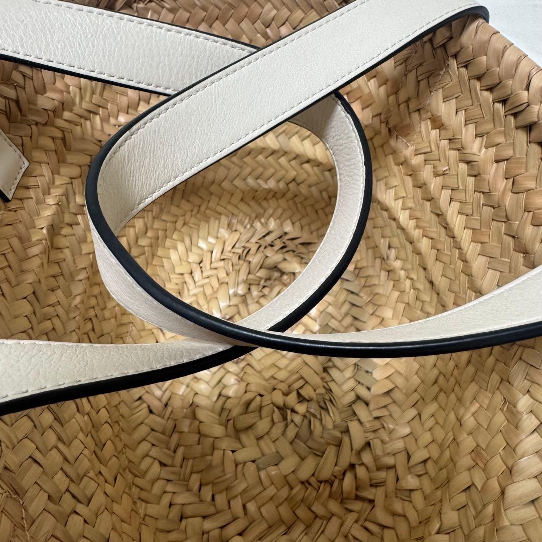 ロエベ　LOEWE ホワイト　カゴバッグ