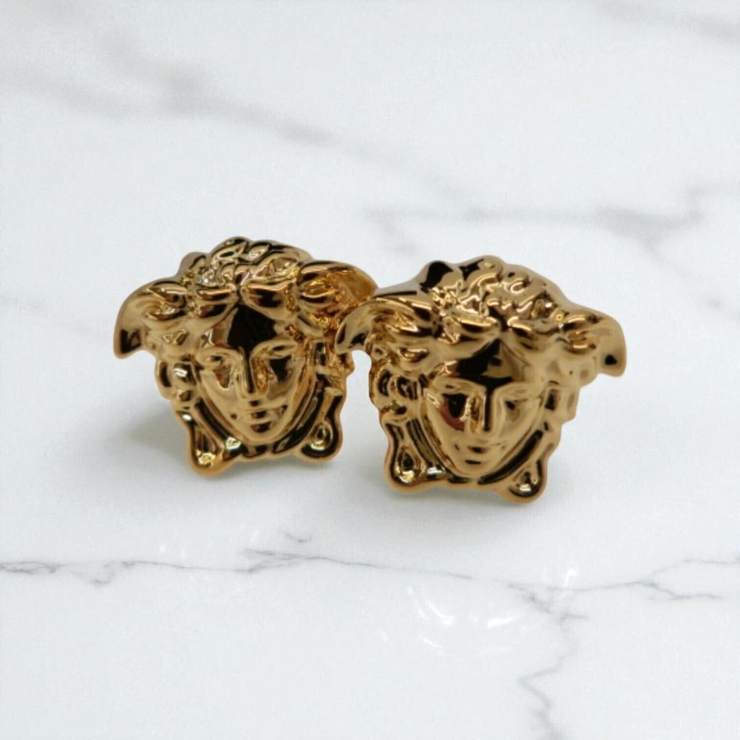 ク*ナ様 新品正規品【VERSACE】メドゥーサヘッド スタッド　ピアス