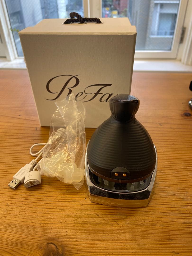 リファ　ヘッドスパ
