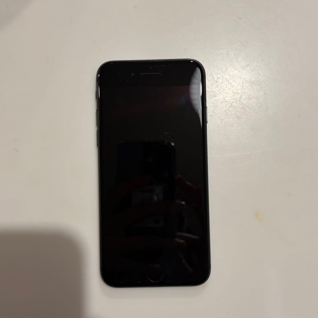 iphone 8 本体 ブラック 256GB