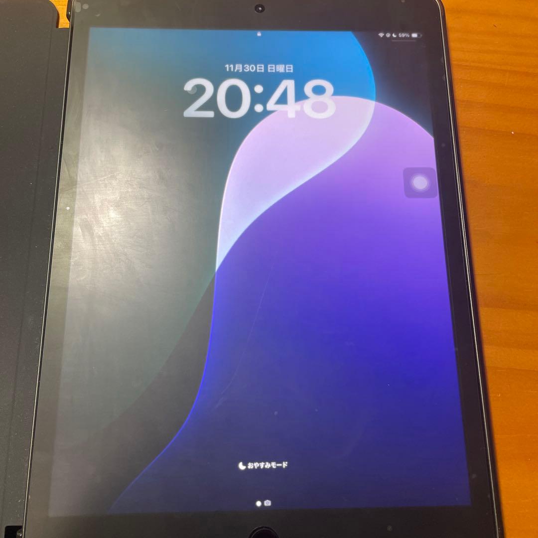 【美品】Apple iPad7 スペースグレー 10.2インチ