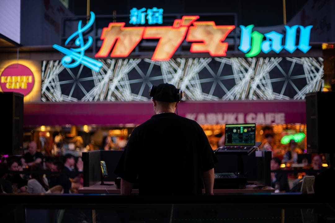 美品！夜というレンズ Voigtlander NOKTON 50mm F1.1