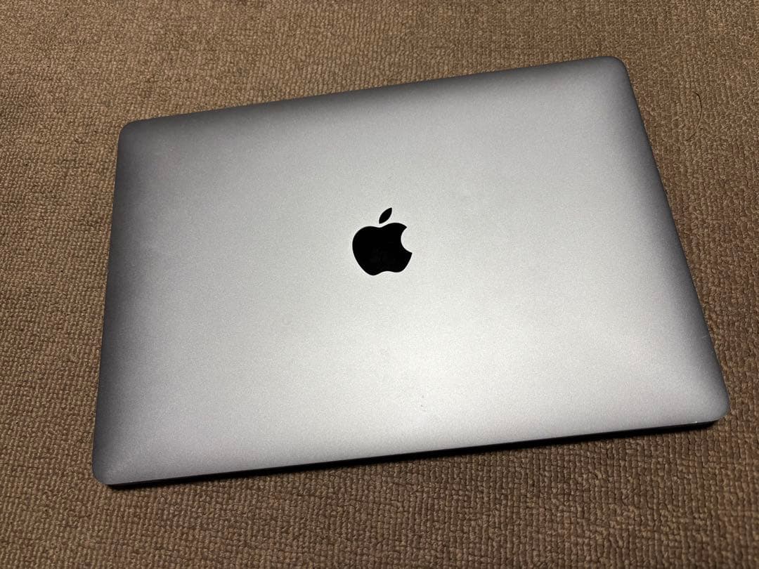 【超美品！完動品】 MacBook Air retina 2018 i5