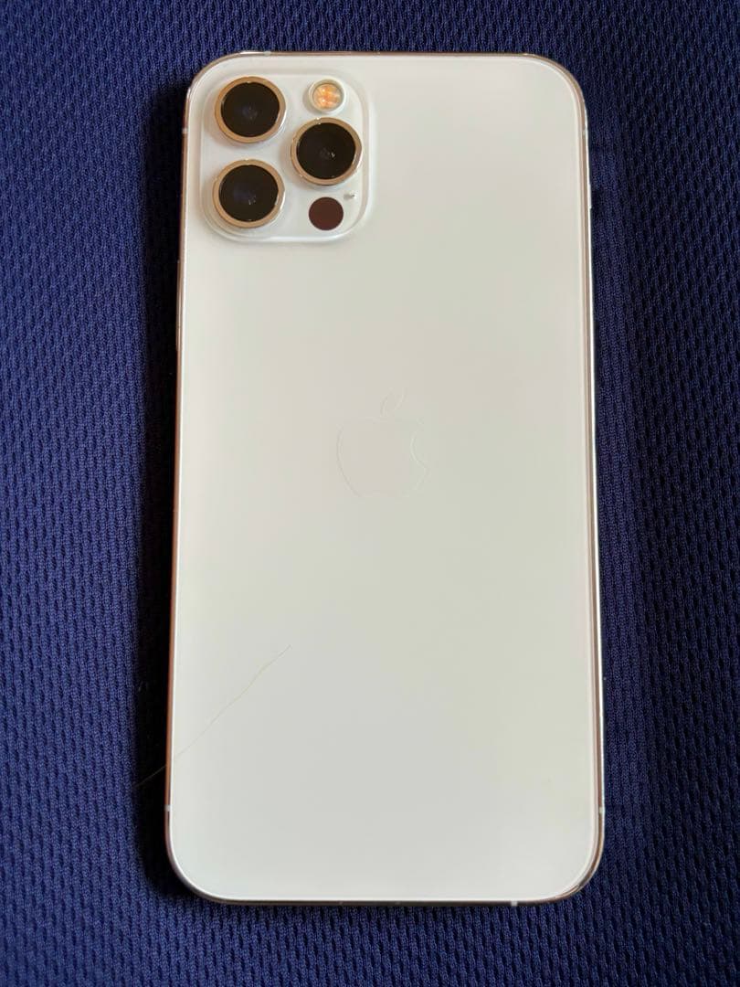 iPhone 12 Pro 256GB シルバー（SIMフリー／中古）