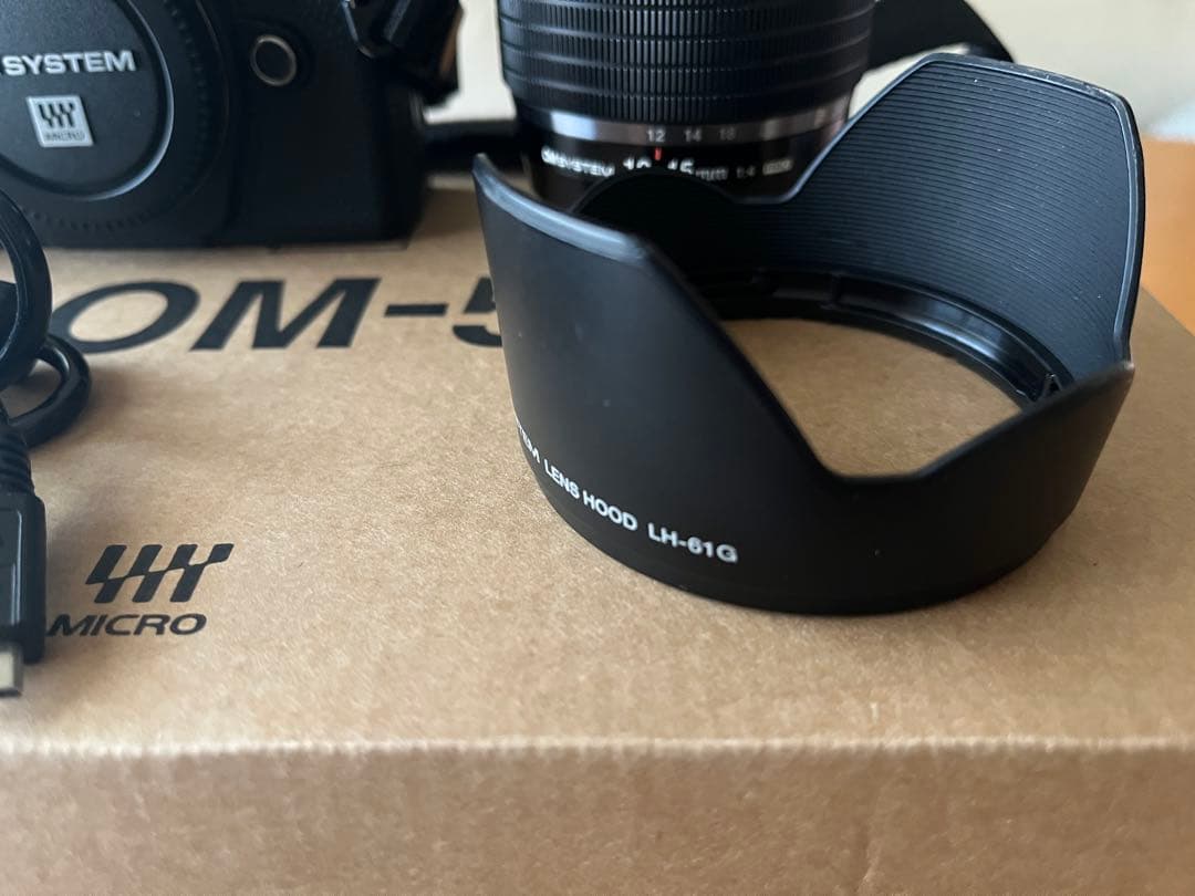 OM SYSTEM OM-5 12-45mm F4.0 PRO ブラック