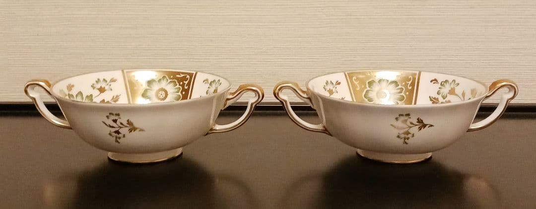 値下げ‼️ロイヤルクラウンダービーパネル グリーン スープカップ＆ソーサー①②