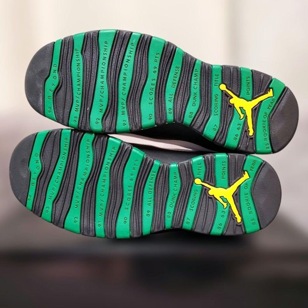 AIR JORDAN 10 シアトル nike aj supreme