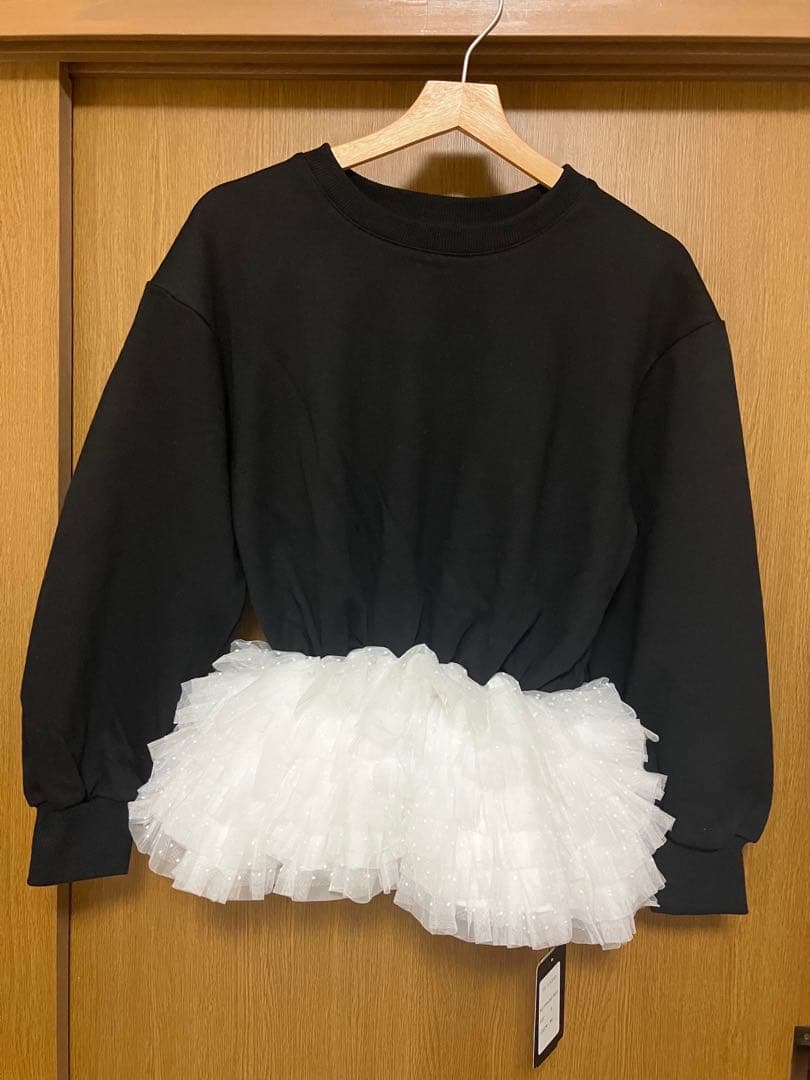 fitmore ミルフィーユフリルスウェット ブラック