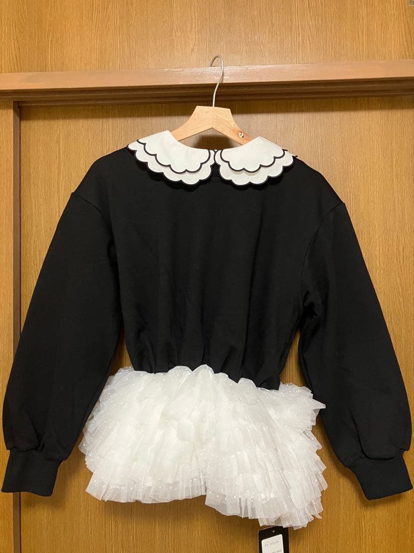 fitmore ミルフィーユフリルスウェット ブラック