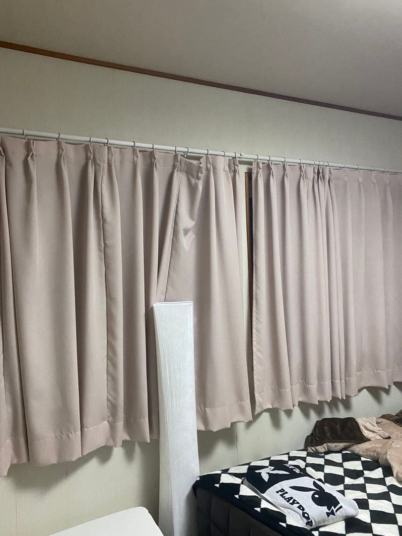 防炎 高級 ドレープ オーダーカーテン♦️薄いピンク♦️購入 1枚6万程 ２枚組