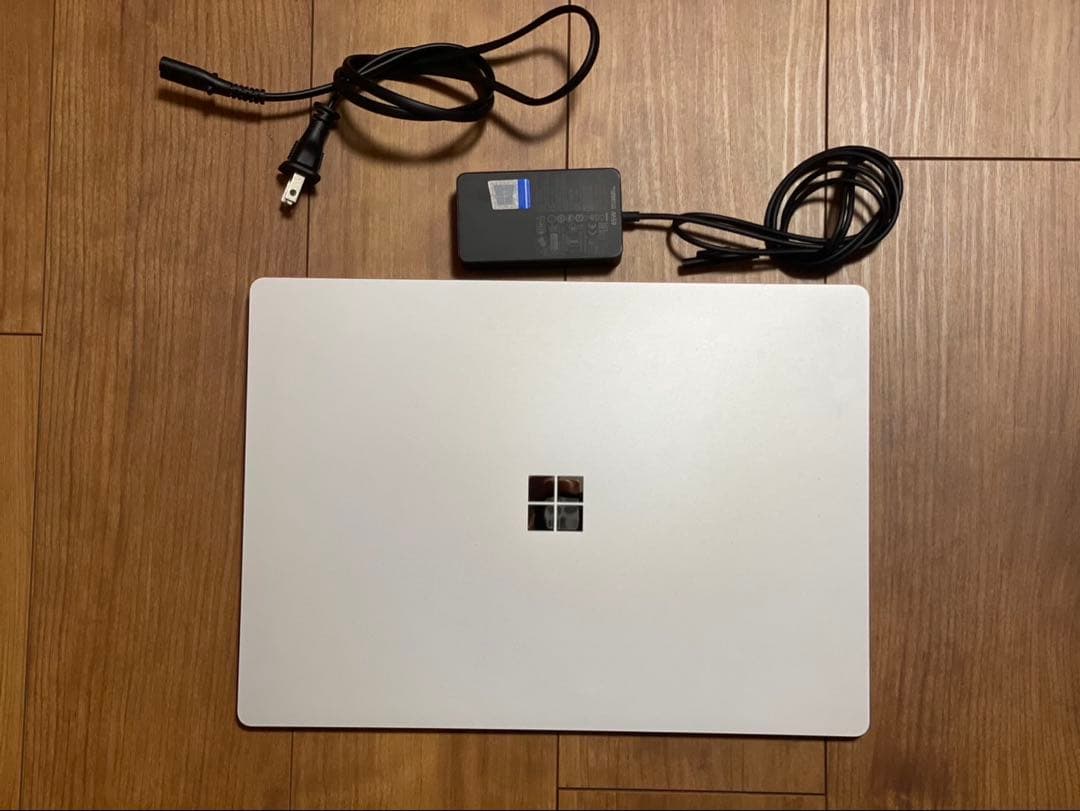 Microsoft Surface Laptop 4シルバー ACアダプター付き
