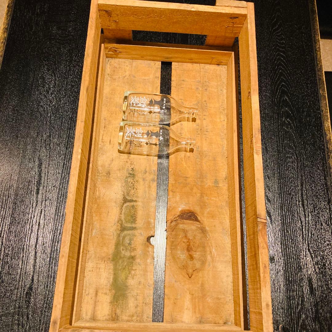 【アンティーク】剣菱180ml 瓶　ガラス製 箱付き50本セット