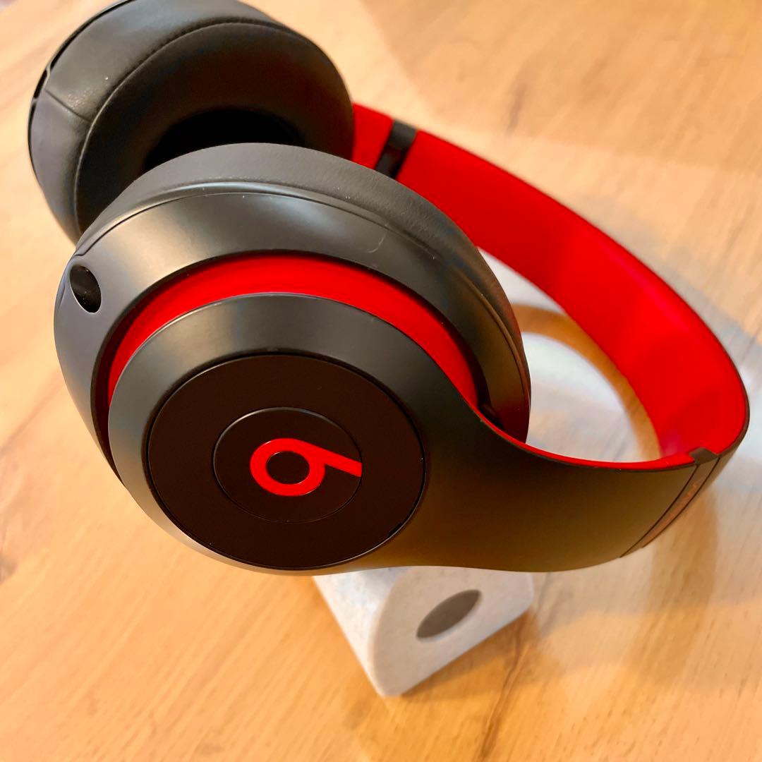 美品！ Beats Studio 3ワイヤレス ヘッドホン ブラックレッド1