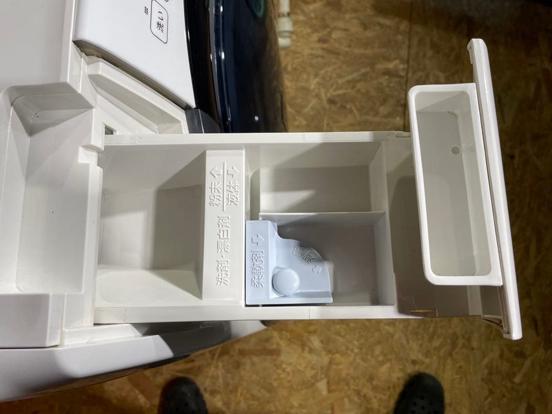 シャープ　7KG ドラム式洗濯機 2017年製　1185