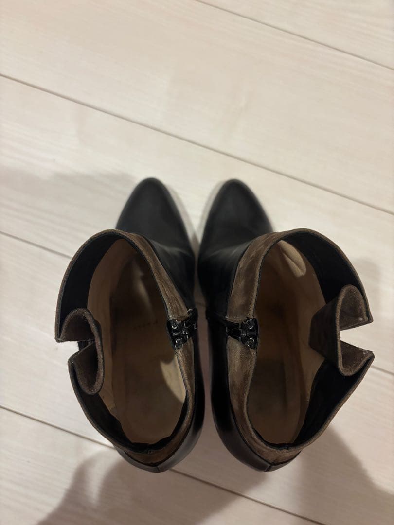 クリスチャンルブタン　レースアップブーティ