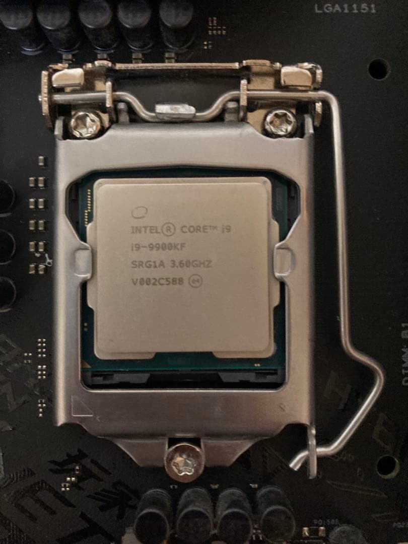 i9 9900kf DDR43200 8GB×4 Z390