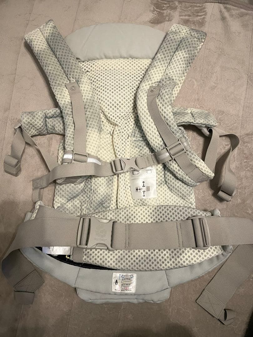 ergobaby 抱っこ紐 タイダイグレー　オムニブリーズ　エルゴ　おまけ付き