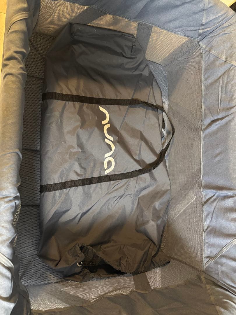 NUNA セナ 折りたたみ式ベビーベッド ネイビー