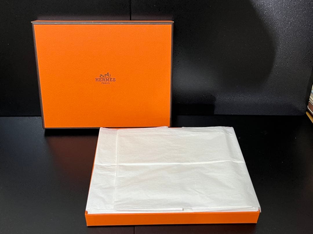 【新品・未使用】HERMES　エルメス　スクエアプレート　rhythm　リズム