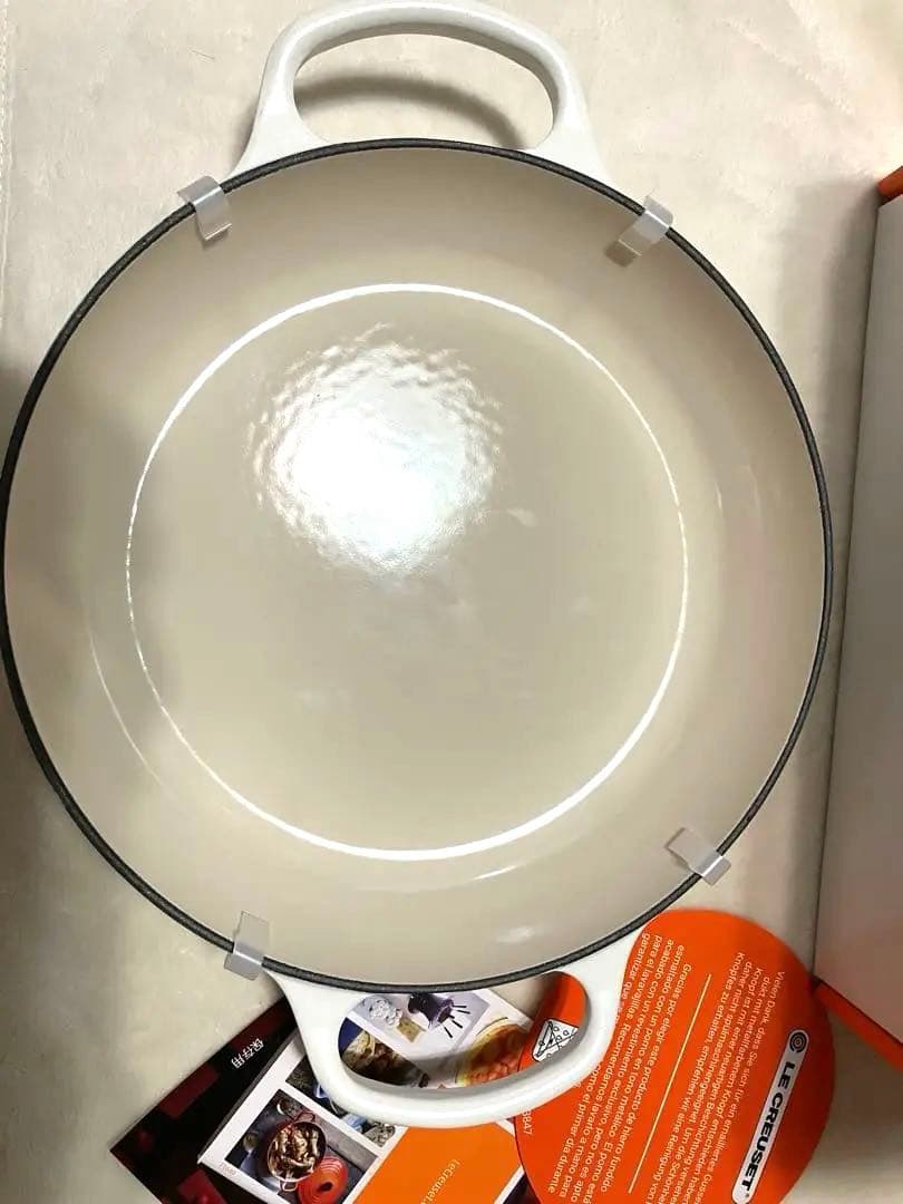 【新品未使用】ルクルーゼ／ビュッフェキャセロール　コットン　26cm 2.2ℓ