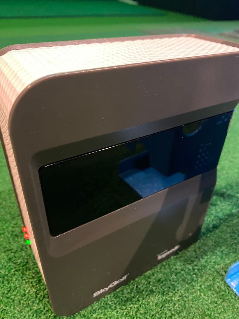 SKYTRAK ゴルフシミュレーター 青色 箱付き