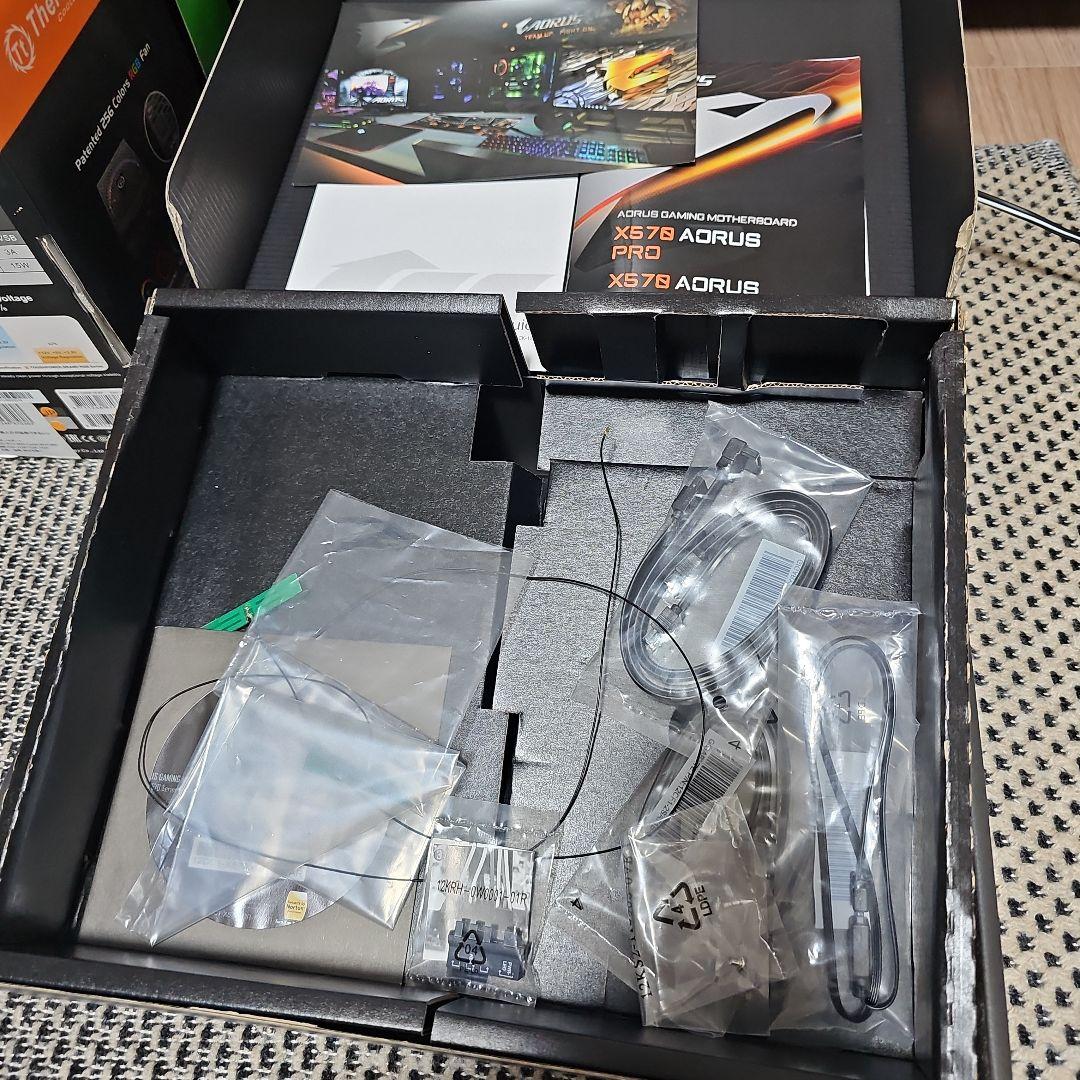 グラフィックボード・グラボ・ビデオカード GIGABYTE X570 AORUS PRO + Ryzen 9 5950X