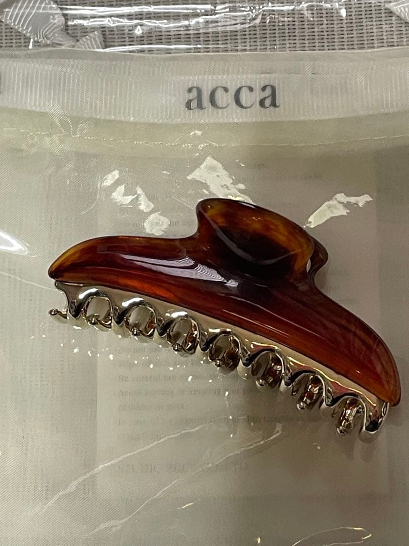 【新品未使用】acca バービークリップ M