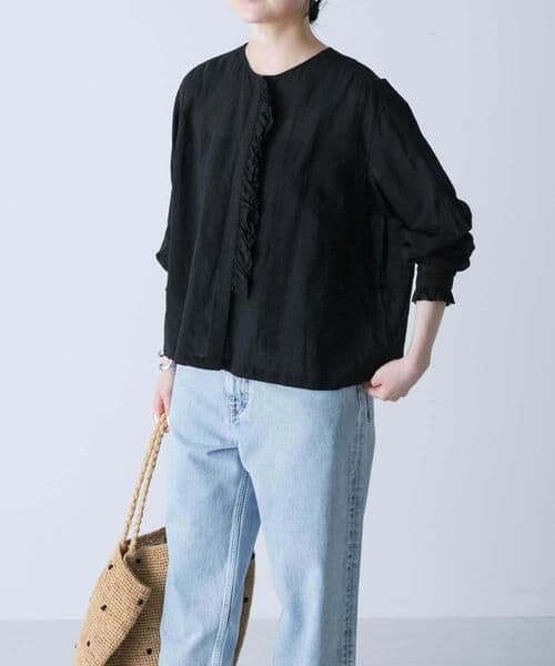 2025年SS かぐれコットンリネンフリルブラウス　チャコール