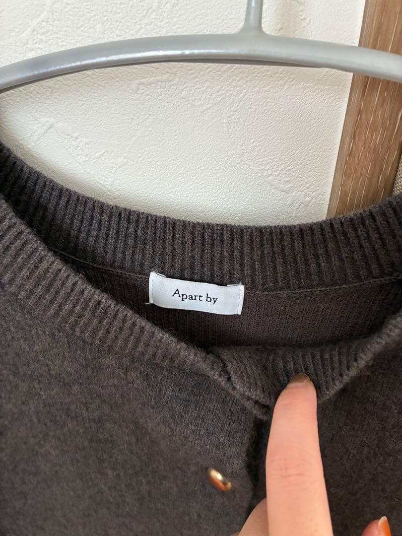 アパートバイローリーズ ラクーンカーディガン