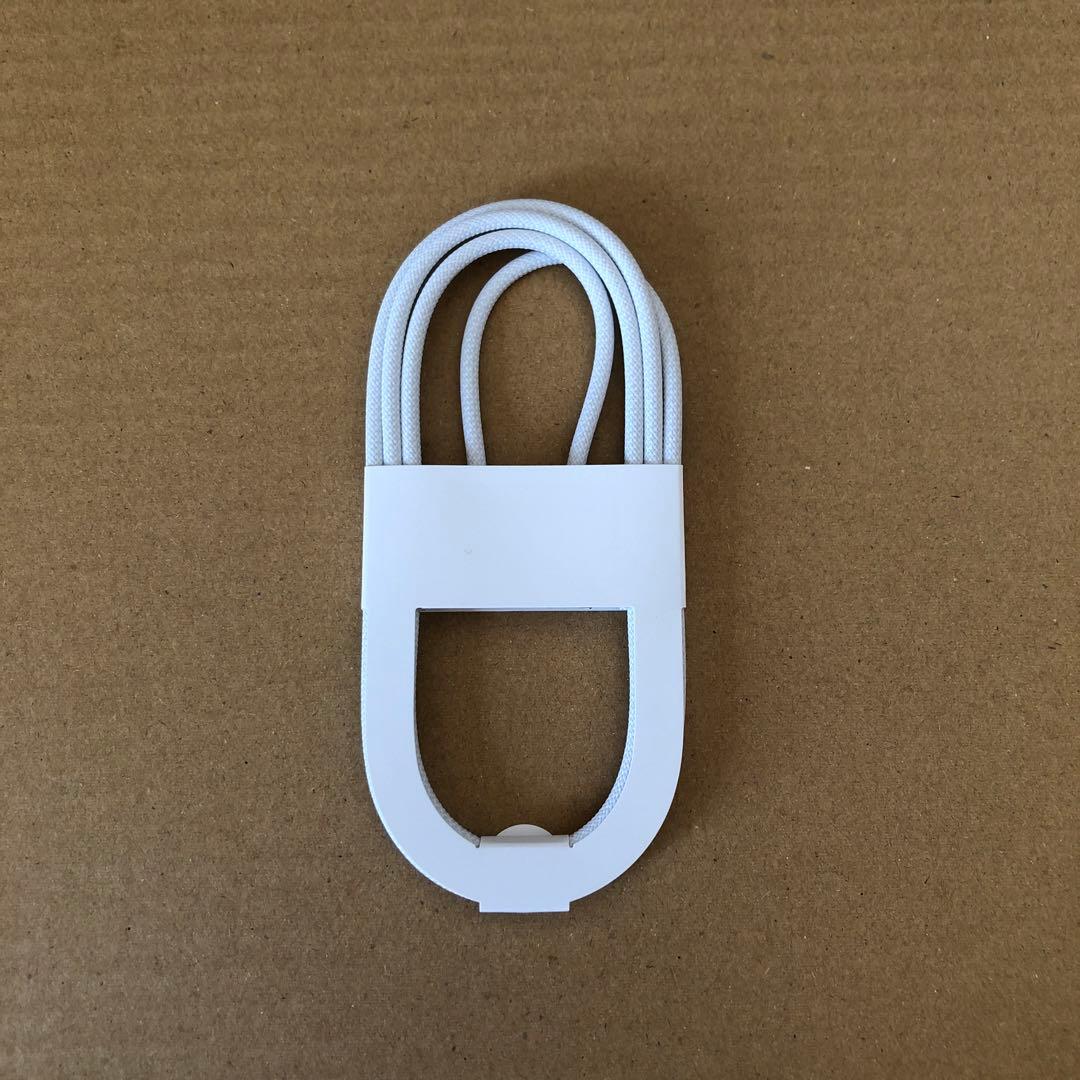 新古品 iPhone 17 256GBラベンダー MG6A4J/A