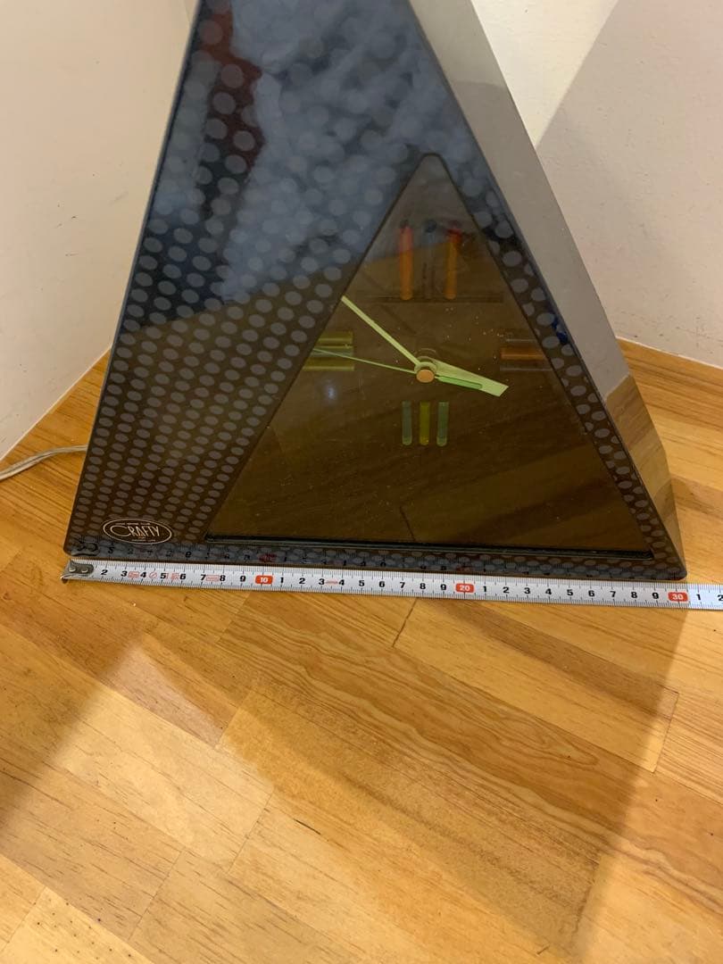 G1122-05★CRAFT 三角形置時計 鹿野漆器株式会社 カラフル