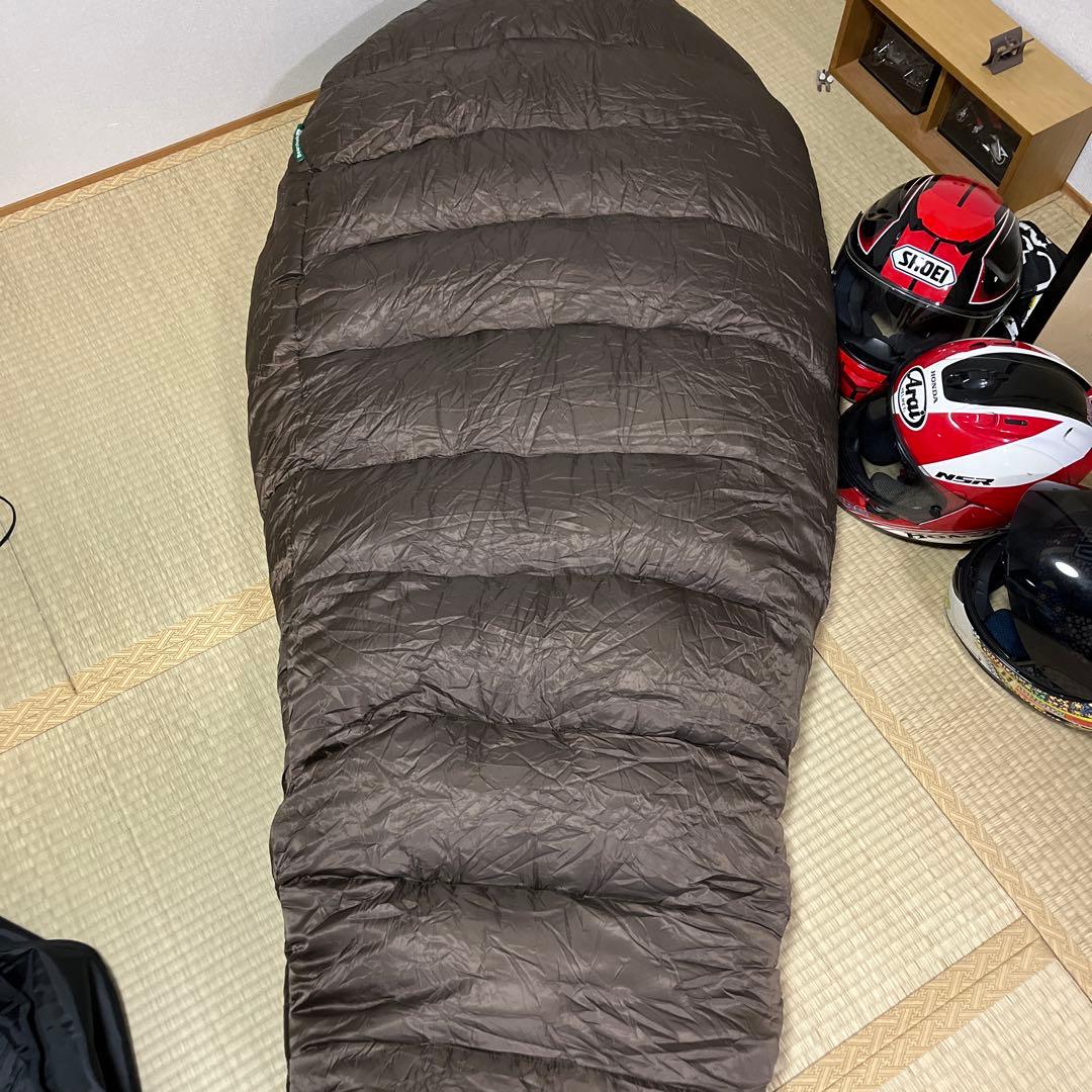 Bears Rock ブラウン寝袋