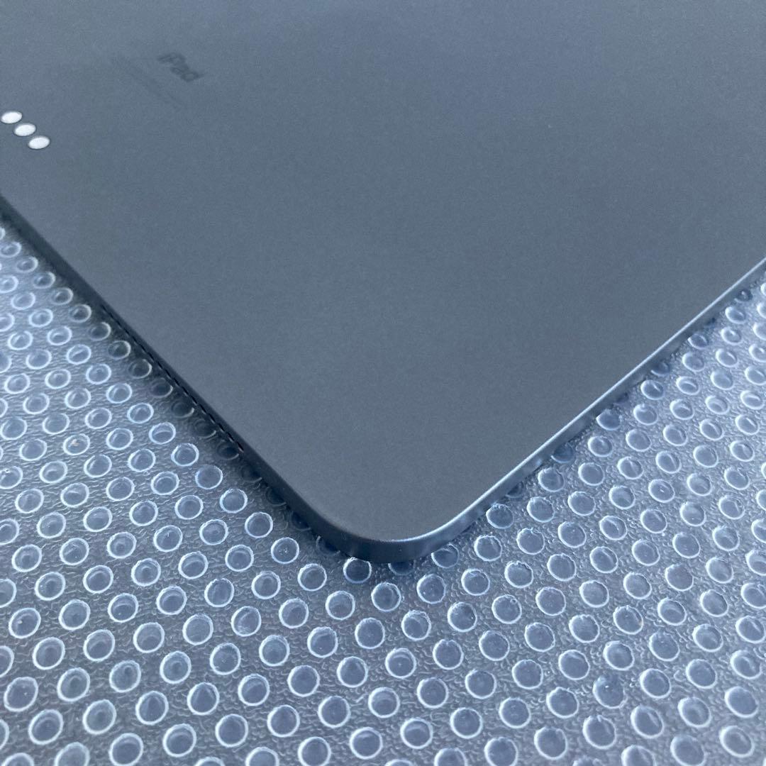 476 外観美品☆電池ほぼ新品☆iPadPro3第3世代64GB12.9インチ☆