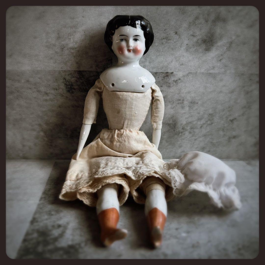 アンティーク チャイナヘッドドール　 クラシカルスタイル ビスクドール