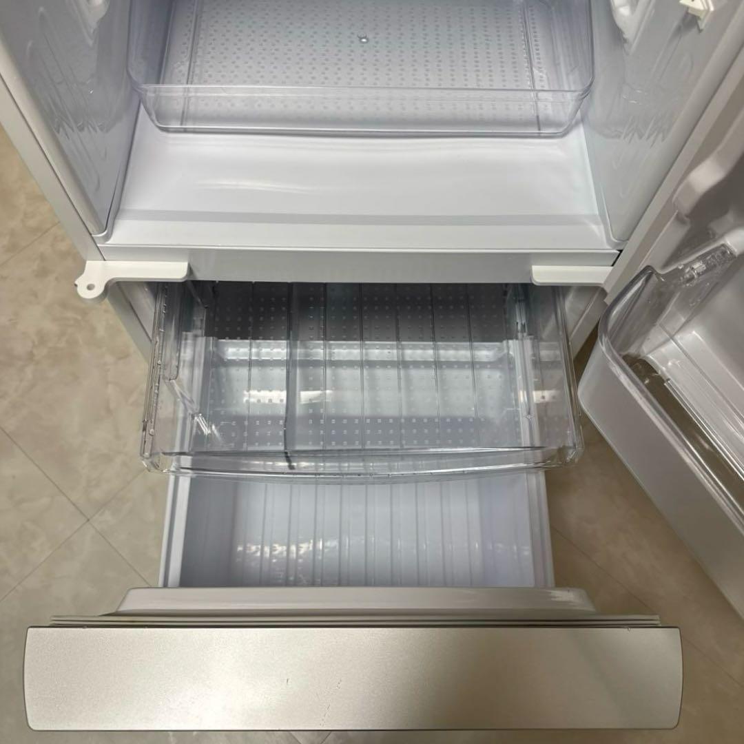 SHARP プラズマクラスター搭載冷蔵庫 137L ガラストップ つけかえドア