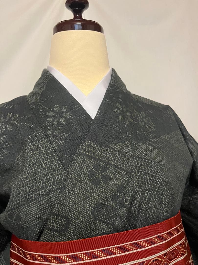 ☘️目玉品☘️【至宝品】●茨城県重要無形文化財●【結城紬】●草木染●高機織●紬●