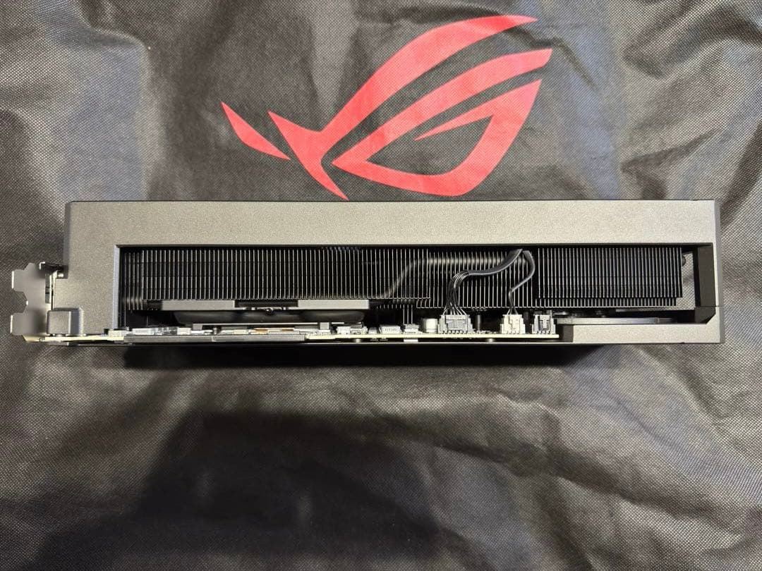 グラフィックボード・グラボ・ビデオカード ASUS ROG ASTRAL GeForce RTX 5090 OC
