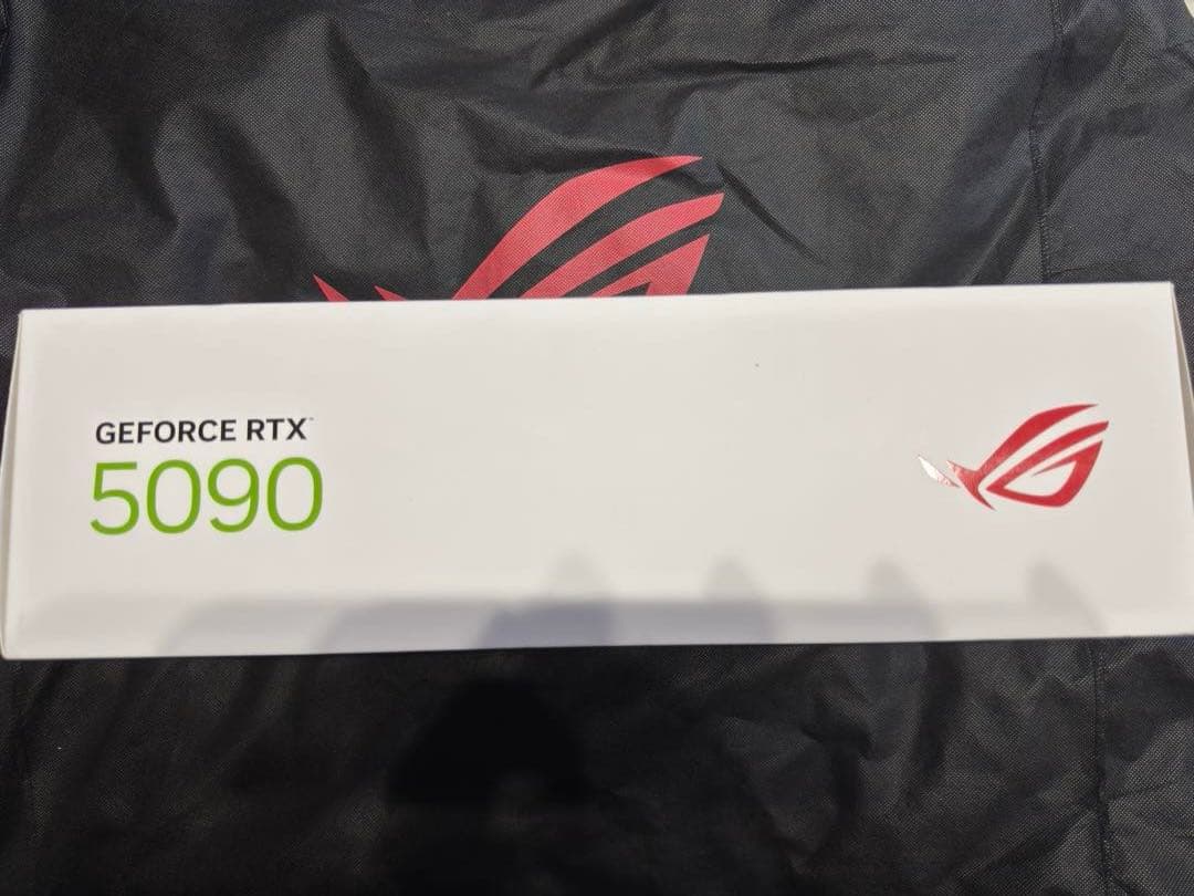 グラフィックボード・グラボ・ビデオカード ASUS ROG ASTRAL GeForce RTX 5090 OC