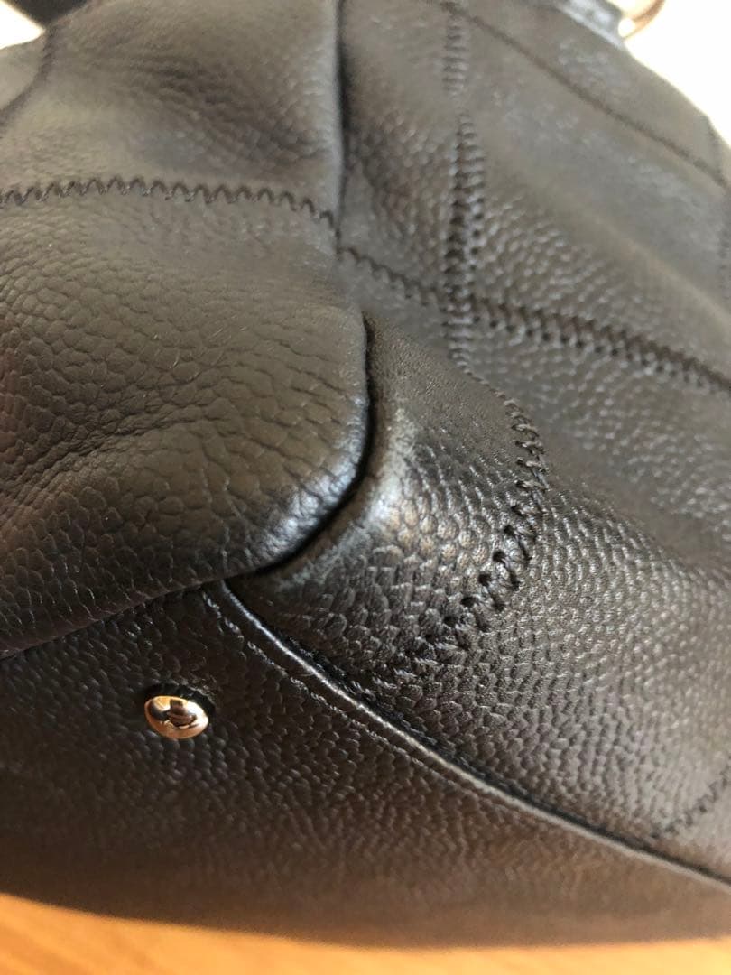 CHANELシャネル チョコバー ハンドバッグ キャビアスキン